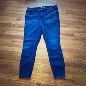 Good American Jeans - Good Legs